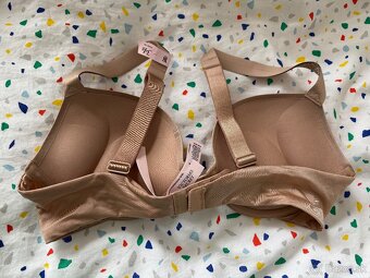 Victoria’s Secret Push-up podprsenka - 2
