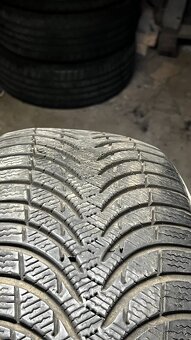 52. Michelin Alpin A4 225/55 R16 - 2