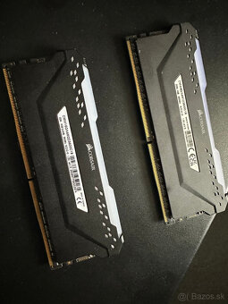 Corsair Vengeance RGB PRO 2x8GB DDR4 3600MHz - 2