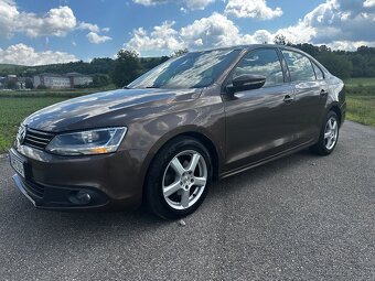 VOLKSWAGEN JETTA 1.2 tsi - 2