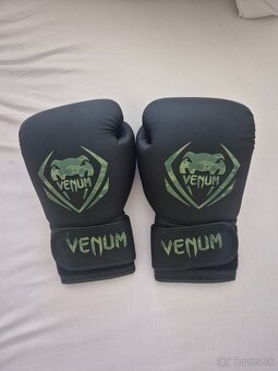 Boxerské rukavice Venum - 2