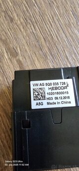 USB konektor Škoda 5Q0 035 726L - 2