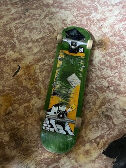 skateboard - 2
