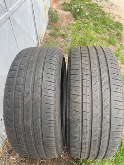Pirelli 235/40 R19 - 2