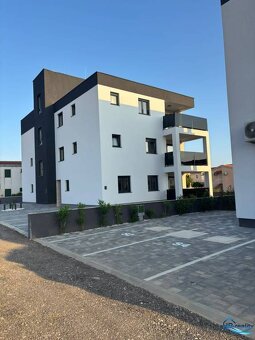 Privlaka - apartmán v novostavbe len 80m od mora - 2