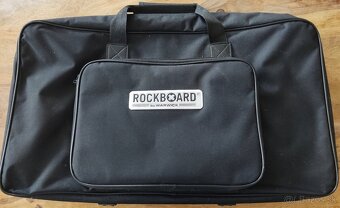 Predám nosič gitarových krabičiek Rockboard - 2