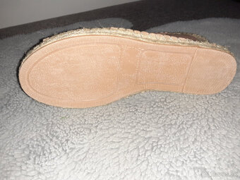 Šľapky č.39-40 - 2