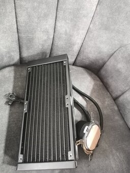 CPU vodné chladenie 240mm - 2