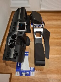 Palubovka VW Passat B6 - 2