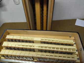 Harmonika akordeon RoyalStandard Capella 80 bas - 2