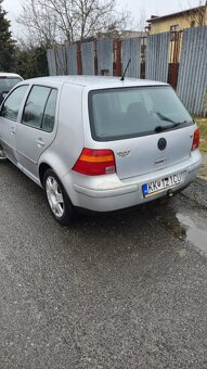 Predám Volkswagen Golf 1.6 benzín, r.v. 1999 - 2