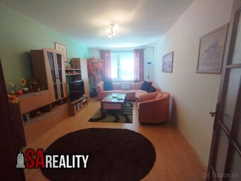 NA prenájom 2 izbový byt centrum LEvice - 2