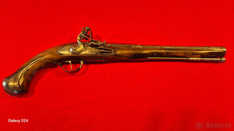 DLHÁ KRESADLOVÁ PIŠTOL - 2