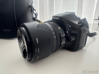 Nikon D5200 + objektív 18–105 mm + blesk Metz - 2
