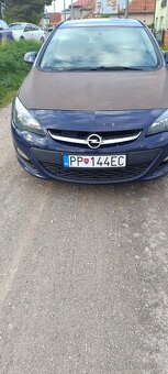 Predam opel astra J 1.7 cdti 81 kW rok 2014 - 2