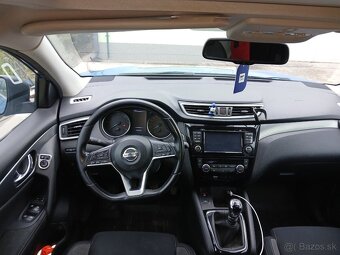 Nissan Qashqai - 2