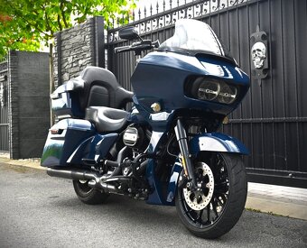 HARLEY DAVIDSON ROAD GLIDE - 2