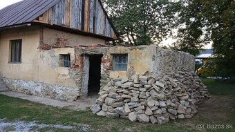 Kameň zo starého domu. - 2