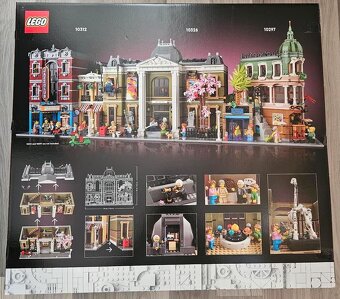 10326 LEGO Icons - Natural History Museum - 2