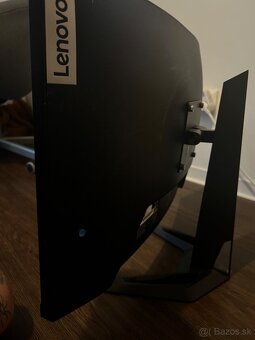 LENOVO MONITOR - 2