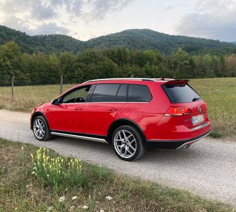 Volkswagen Golf 7 Alltrack 2.0TDI DSG 4Motion - 2