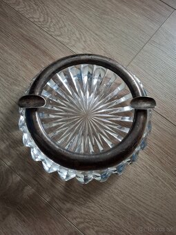 Krištáľový popolník so strieborným okrajom - 2