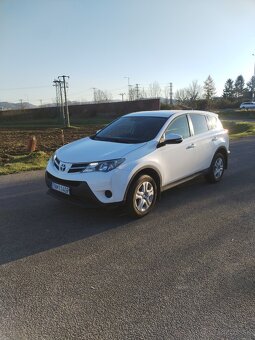 Toyota RAV4 2.0 nafta 91KW 4X4 - 2