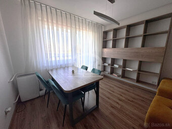 Na prenájom 4- izbový byt na sídlisku SNP v Michalovciach - 2