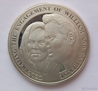 Strieborná pamätná minca £5 – Zásnuby Prince Williama a Cath - 2