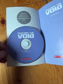 Touching the void kniha anglicka - 2