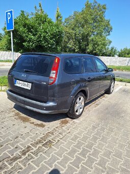 Predám Ford Focus 1.6 AC Kombi - 2