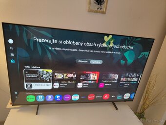 Samsung Crystal UHD U 80000F  55 - 2