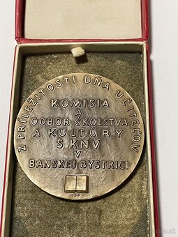 Plakety / medaile (7) - 2