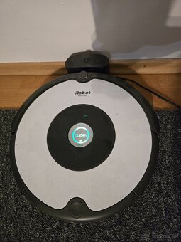 Robotický vysávač Irobot Roomba - 2