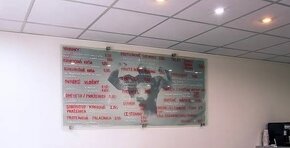 Sklenenná tabuľa na reklamu - DARUJEM - 2