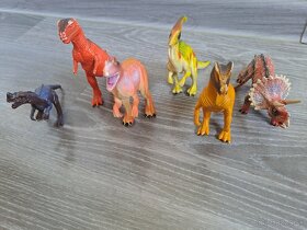 Stredné dinosaury, 6x 15cm - 2