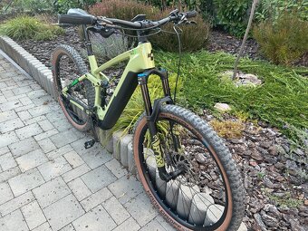 Predám Elektro bicykel Cube Stereo Hybrid 140 HPC SL 750 29 - 2