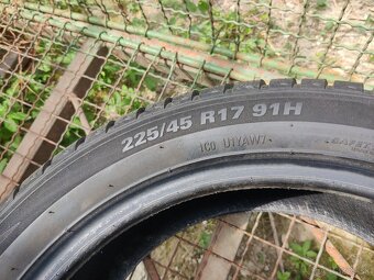 Kumho wintercraft wp52 225/45r17 - 2