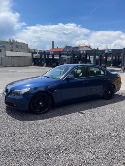 BMW e60 545i - 2