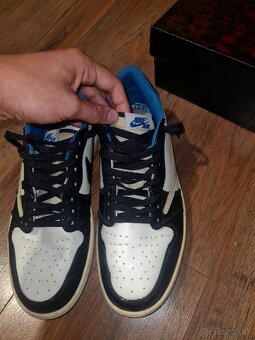Jordan 1 low travis scott fragment nike x jordan travis - 2