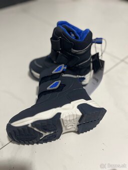 Chlapčenské zimné snehulové topánky, veľkosť 25, nové. - 2