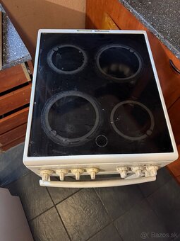 Elektricky sporak - 2