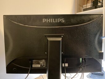 Predám 27” monitor Philips 273P3L - 2
