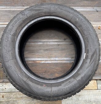 195/60 R15 celorocne pneu - 2