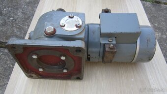 Motory s prevodovkou - 2