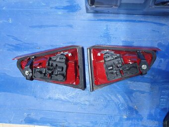 Audi A4 b8 svetla zadne sedan - 2