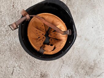 Prilba vojenská - 2