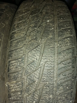 Predam 185/60R15 zimné - 2