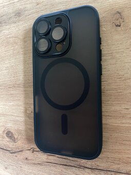 Kryt Iphone 16 PRO - 2