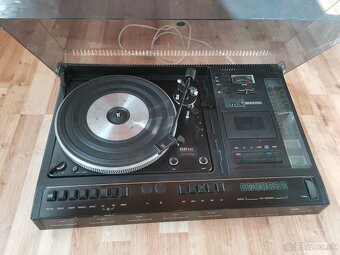 ELAC 830 QUADRO - gramoradio - 2